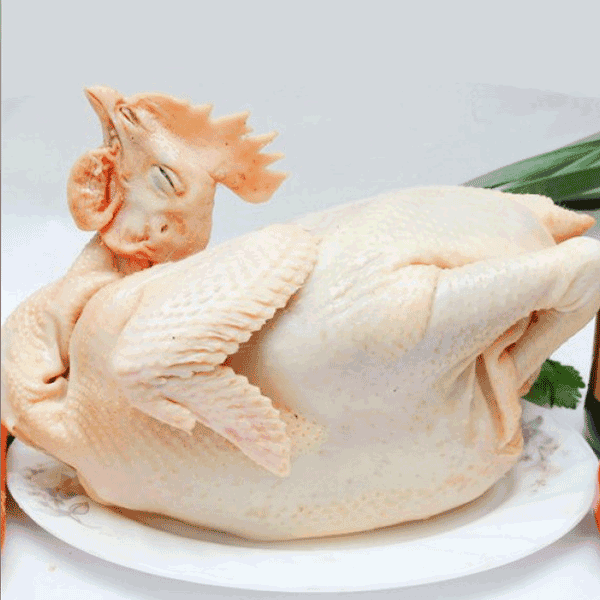 Gà nóng nguyên con làm sạch